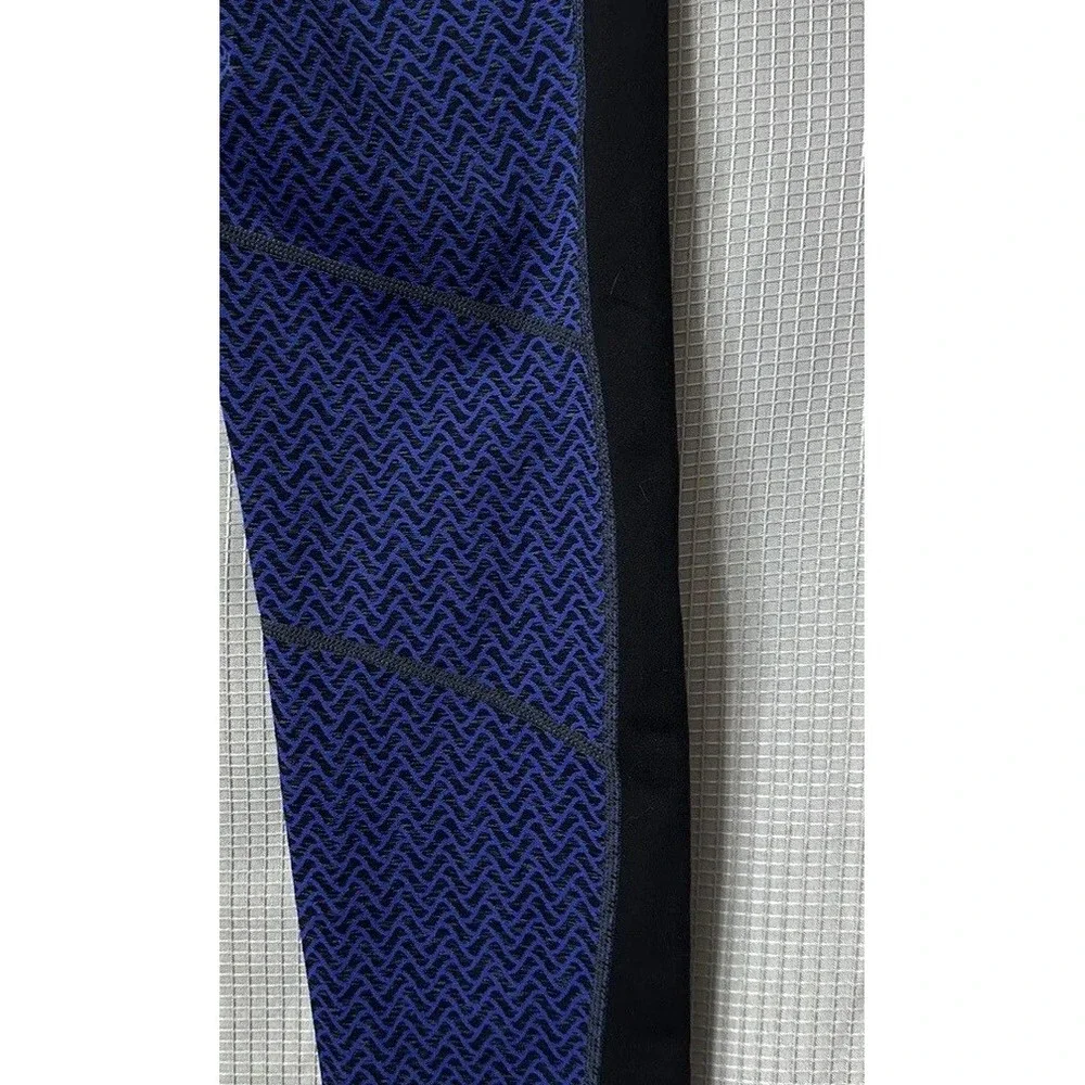 Kirkland Signature Ladies' Jacquard Active Tight Legging Size M‎ Blue